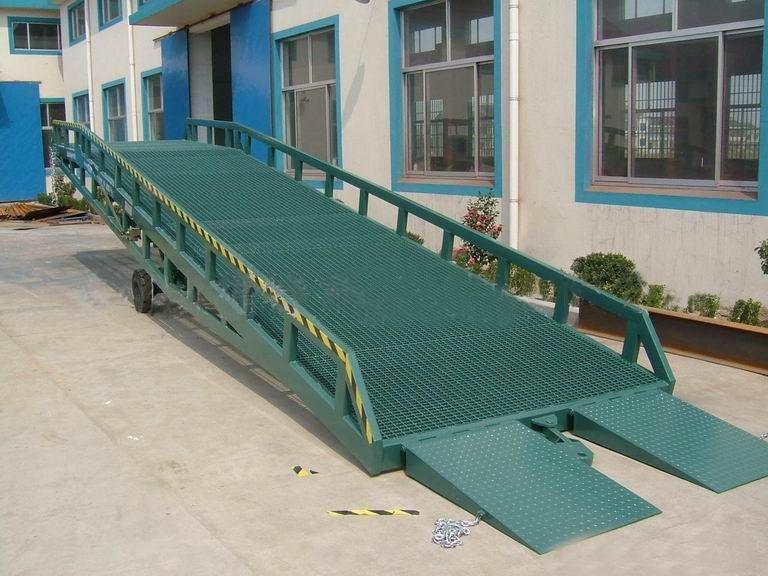 临沂登车桥厂家